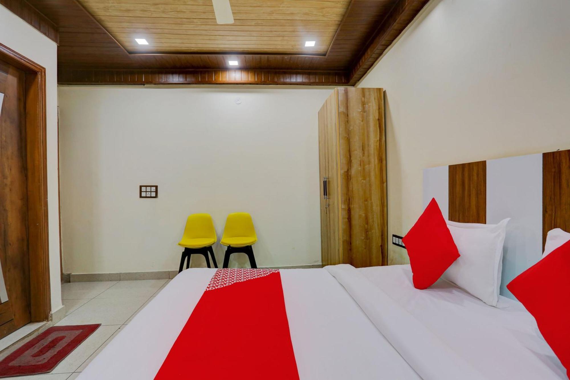 Hotel O Family Deluxe New Delhi Exterior photo